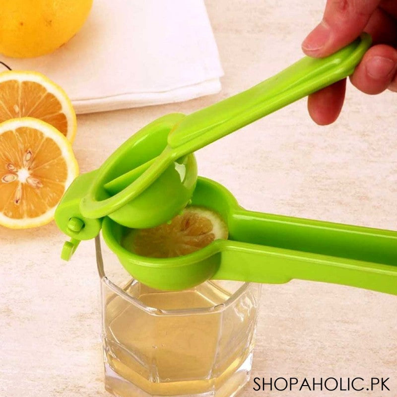 Plastic Handheld Lemon Squeezer