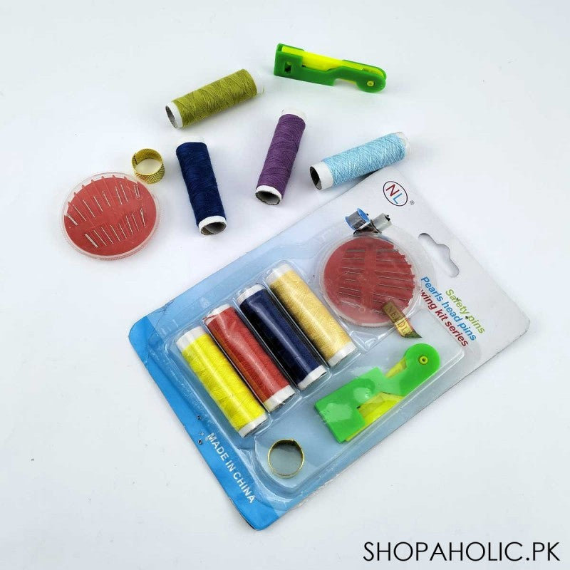 Sewing Kit Card Packing